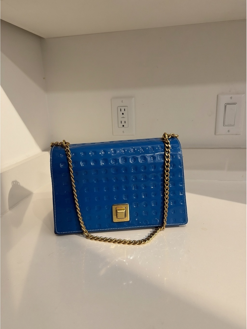 Arcadia Blue Patent Leather Chain Shoulder Bag – Made in Italy
